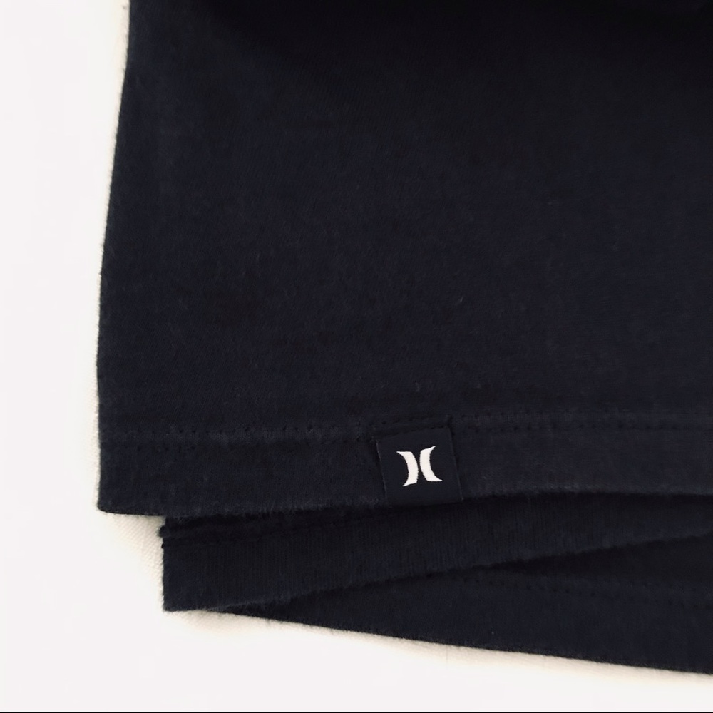 Hurley~Long Sleeve T / Unisex / Host Pick - Picture 5 of 11